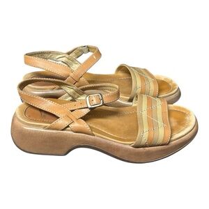 Dansko Sandals Women’s Size EU 39 US 8.5-9 Lolita Wedge Leather strappy‎ tan